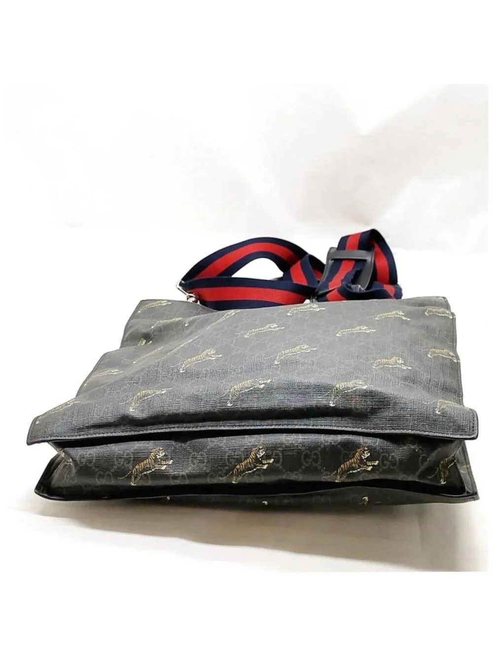 Gucci statement bengal